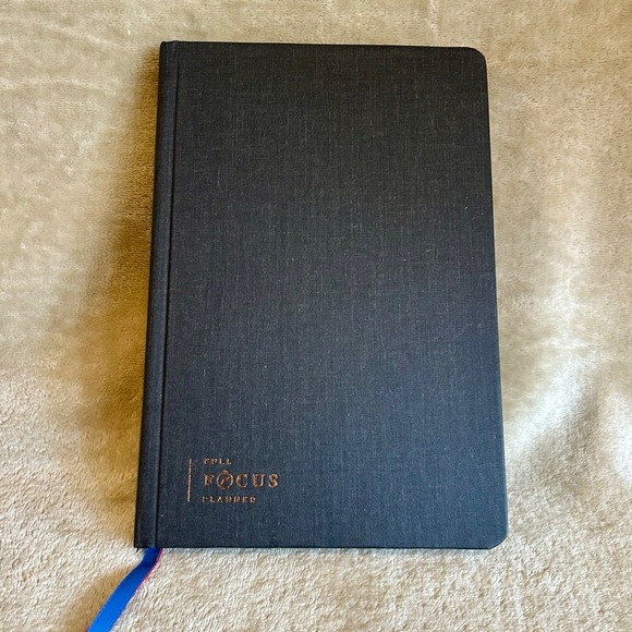Michael Hyatt Full Focus Planner Black Hardcover Set Goal Increase Focus NEW - Picture 1 of 5